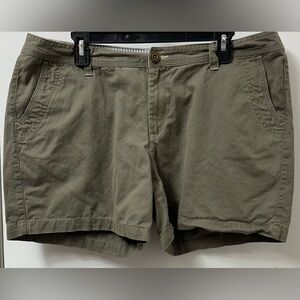 Natural Reflections Women's Olive Cargo Shorts
